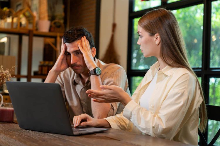 How to Avoid Misunderstandings with a Contractor