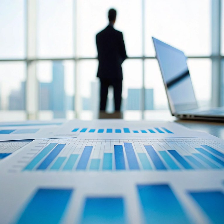 Market Competitor Overview Report